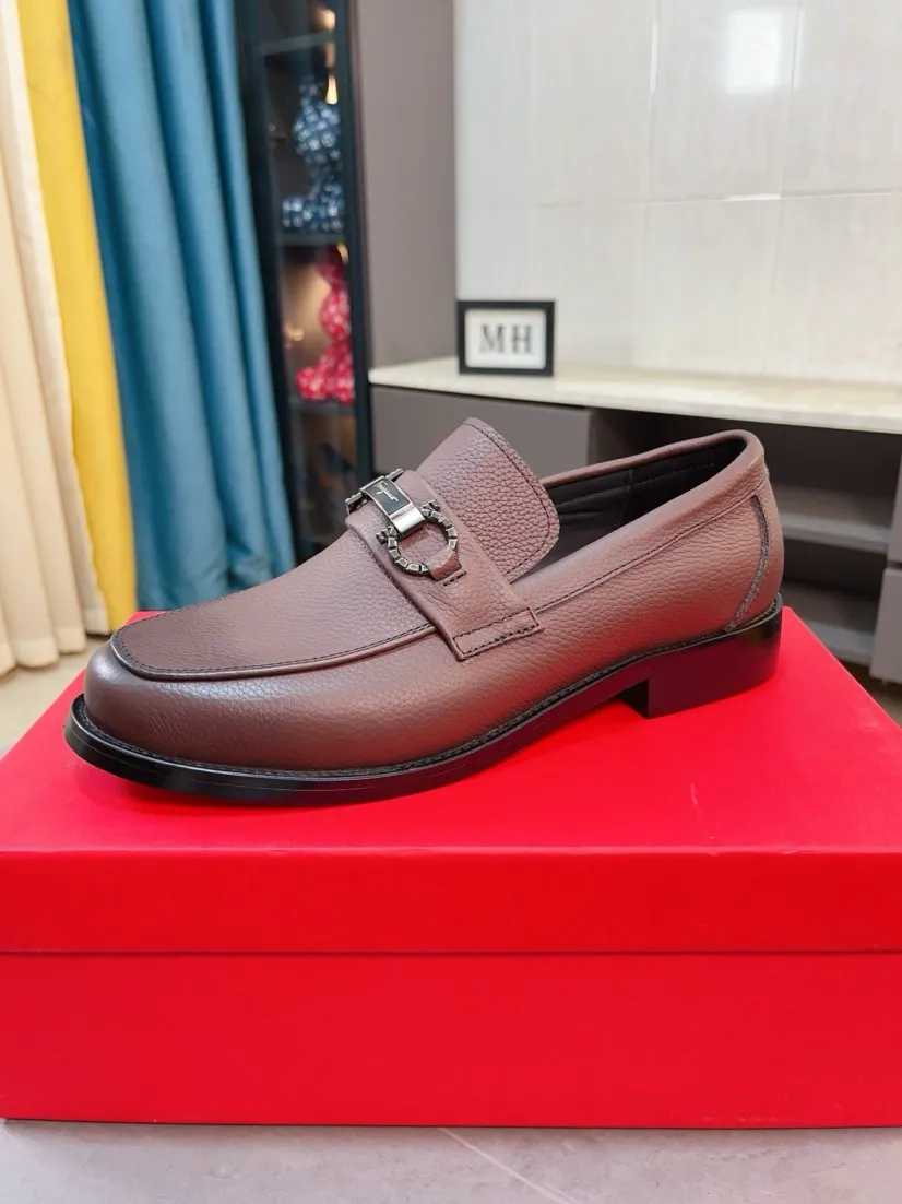 Men's shoes 💰560🌸🌸Water dyed cowhide 🆘[Salvatore Ferragamo] Ferragamo's latest casual business leather shoes for men! Available at counters simultaneously! The fabric is made of specially imported original suede calfskin, and the interior is made of imported water-dyed cowhide. It is absolutely luxurious and leads the fashion trend. Matching code: 38-44 45 customized